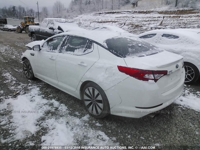 5XXGR4A68DG126352 - 2013 KIA OPTIMA SX WHITE photo 3