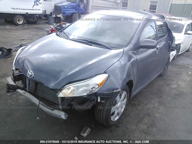 2T1KU40E19C044849 - 2009 TOYOTA COROLLA MATRIX  GRAY photo 2
