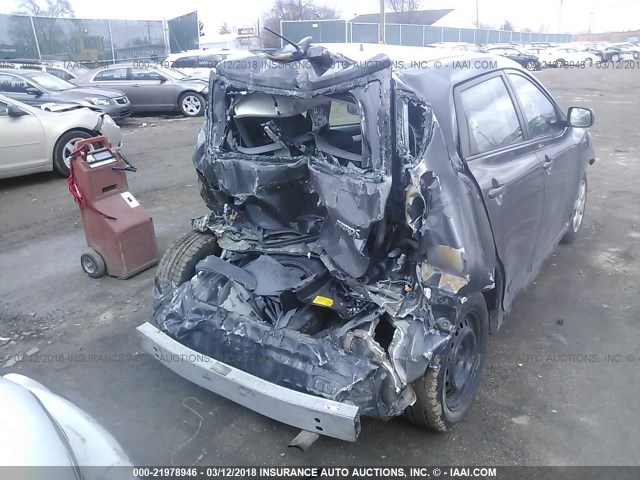 2T1KU40E19C044849 - 2009 TOYOTA COROLLA MATRIX  GRAY photo 4