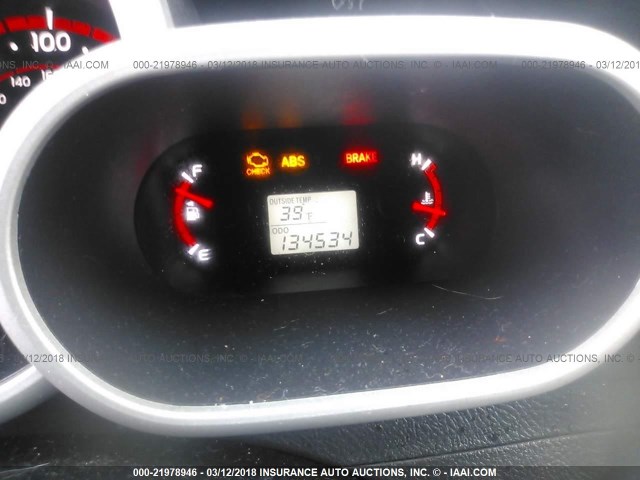 2T1KU40E19C044849 - 2009 TOYOTA COROLLA MATRIX  GRAY photo 7