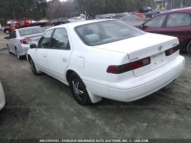 4T1BG22K1XU420685 - 1999 TOYOTA CAMRY CE/LE/XLE 白色 照片 3