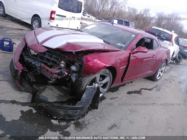 2G1FB1E38C9200379 - 2012 CHEVROLET CAMARO LT RED photo 2