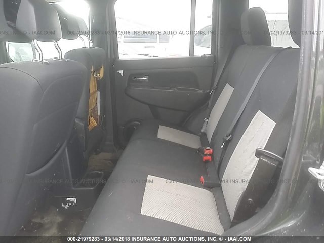 1J4PN2GK4AW164251 - 2010 JEEP LIBERTY SPORT 灰色 照片 8