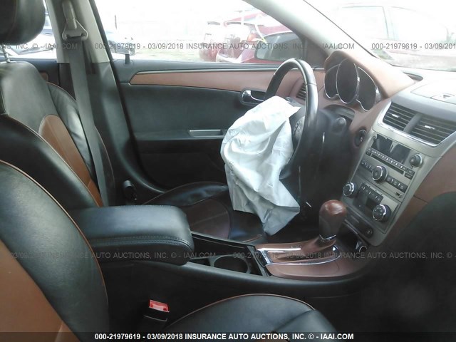 1G1ZG5E72CF256141 - 2012 CHEVROLET MALIBU LTZ 黑色 照片 5