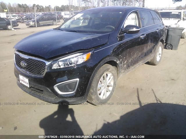 5XYPG4A35HG275850 - 2017 KIA SORENTO LX/L BLACK photo 2