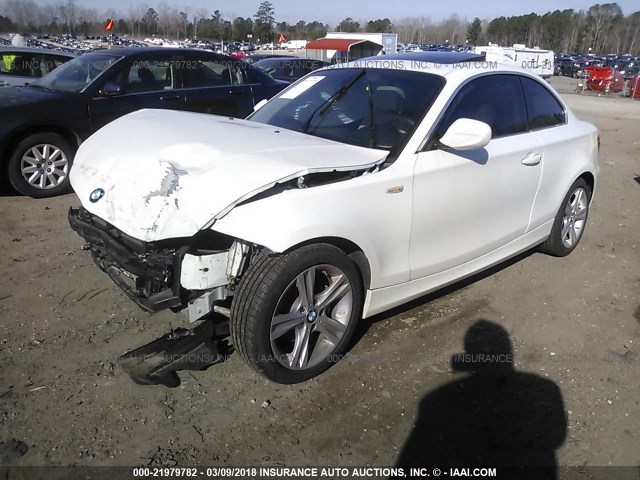 WBAUP7C56DVP25170 - 2013 BMW 128 I WHITE photo 2