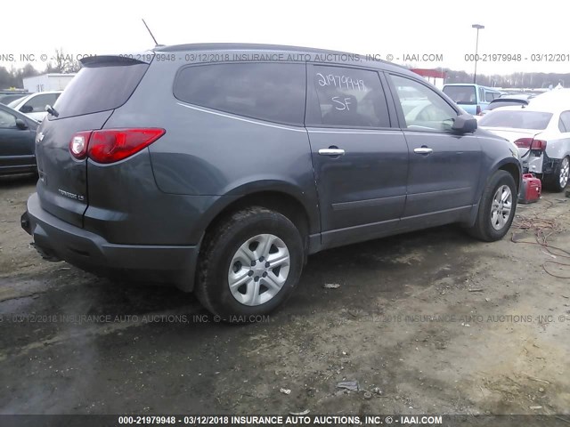 1GNKREED3BJ322420 - 2011 CHEVROLET TRAVERSE LS GRAY photo 4