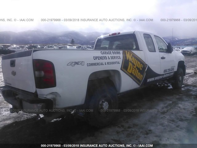 1GBHK29698E143015 - 2008 CHEVROLET SILVERADO K2500 HEAVY DUTY 白色 照片 4
