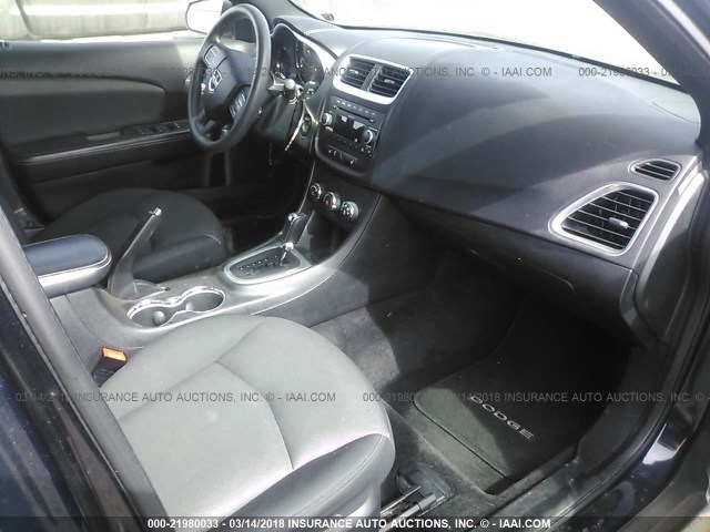 1B3BD4FB7BN541020 - 2011 DODGE AVENGER EXPRESS 深蓝色 照片 5