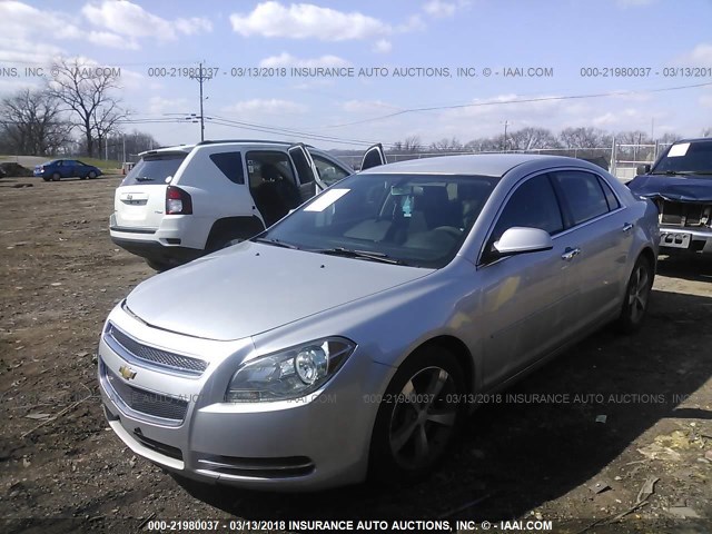 1G1ZC5EUXCF269267 - 2012 CHEVROLET MALIBU 1LT 银色 照片 2