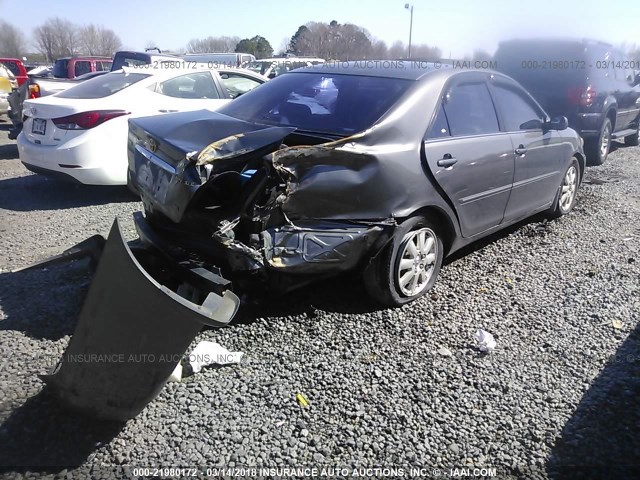 4T1BF32K94U582259 - 2004 TOYOTA CAMRY LE/XLE/SE 灰色 照片 4
