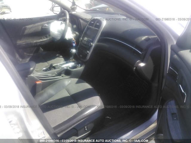 1G11C5SL6FF279422 - 2015 CHEVROLET MALIBU 1LT 银色 照片 5