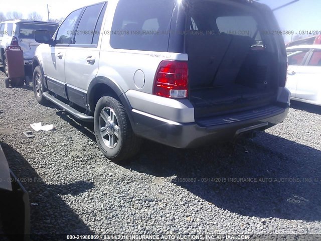 1FMPU15565LA03404 - 2005 FORD EXPEDITION XLT SILVER photo 3