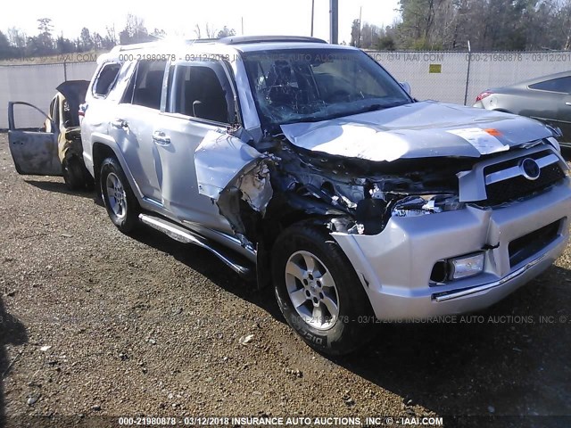 JTEBU5JR6D5124558 - 2013 TOYOTA 4RUNNER SR5/LIMITED/TRAIL SILVER photo 6