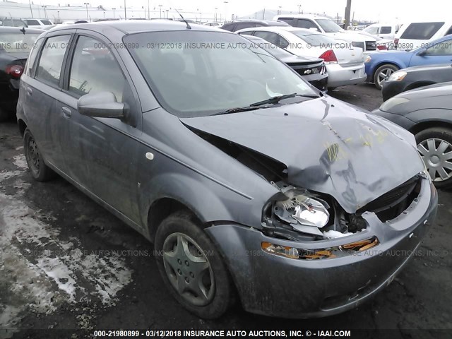 KL1TD66697B737249 - 2007 CHEVROLET AVEO LS GRAY photo 1
