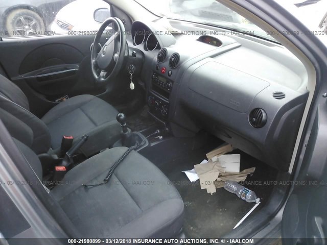KL1TD66697B737249 - 2007 CHEVROLET AVEO LS GRAY photo 5