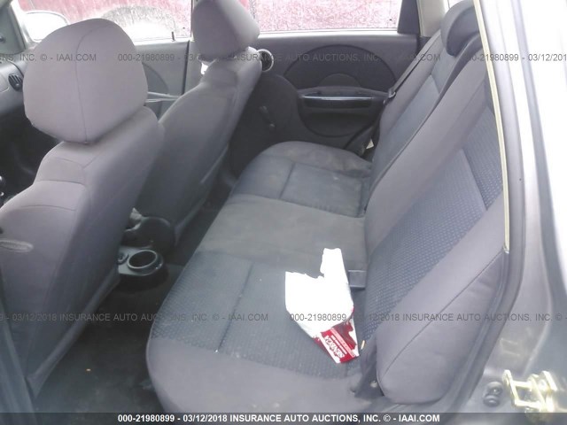 KL1TD66697B737249 - 2007 CHEVROLET AVEO LS GRAY photo 8