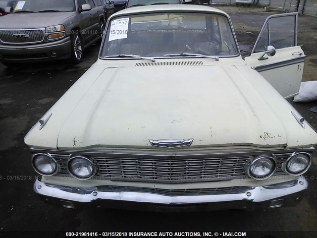 2R42L155214 - 1962 FORD FAIRLANE YELLOW photo 10