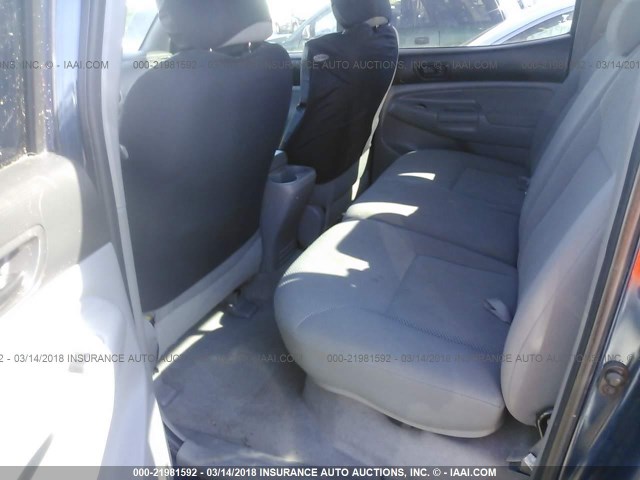 5TELU42N18Z472334 - 2008 TOYOTA TACOMA DOUBLE CAB მუქი ლურჯი ფოტო 8