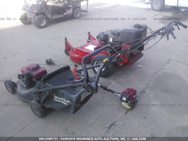 85189022 - 2010 SNAPPER LAWN MOWER  RED photo 3