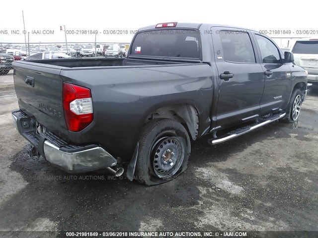 5TFEW5F15GX209558 - 2016 TOYOTA TUNDRA CREWMAX SR5 GRAY photo 4