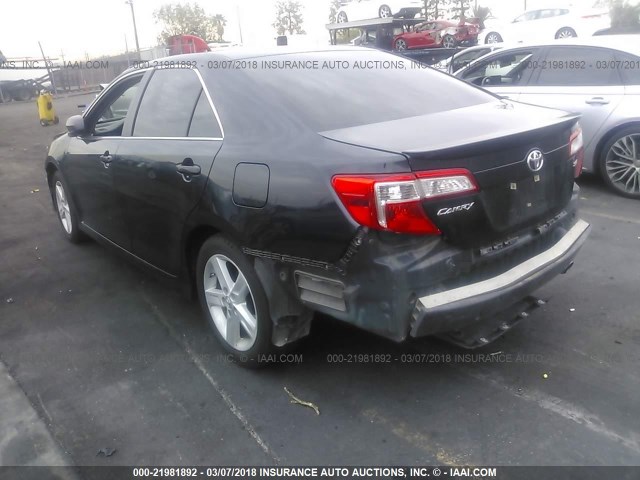 4T1BF1FK6EU456618 - 2014 TOYOTA CAMRY L/SE/LE/XLE 蓝色 照片 3