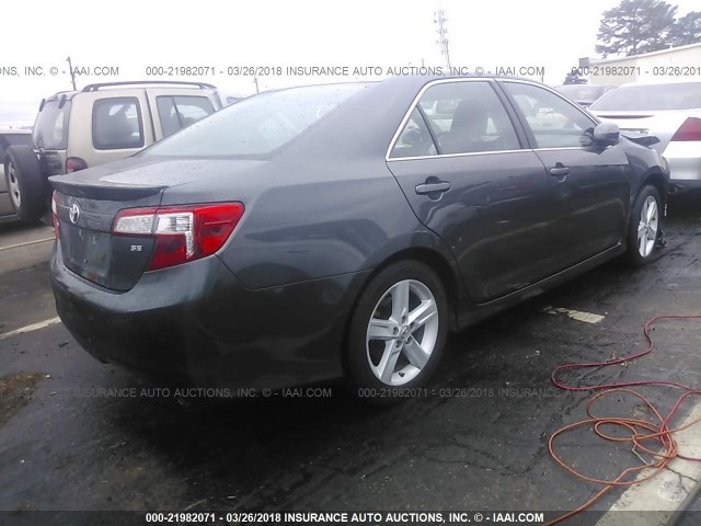 4T1BF1FK1CU607815 - 2012 TOYOTA CAMRY SE/LE/XLE Сұр фото 4