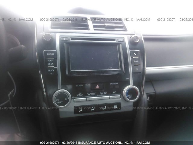 4T1BF1FK1CU607815 - 2012 TOYOTA CAMRY SE/LE/XLE Сұр фото 6