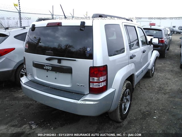 1J8GN28K38W154219 - 2008 JEEP LIBERTY SPORT SILVER photo 4