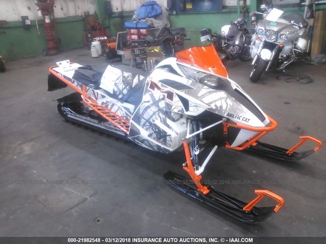 4UF17SNW6HT109204 - 2017 ARCTIC CAT M8  橙色 照片 1