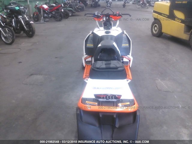 4UF17SNW6HT109204 - 2017 ARCTIC CAT M8  橙色 照片 8