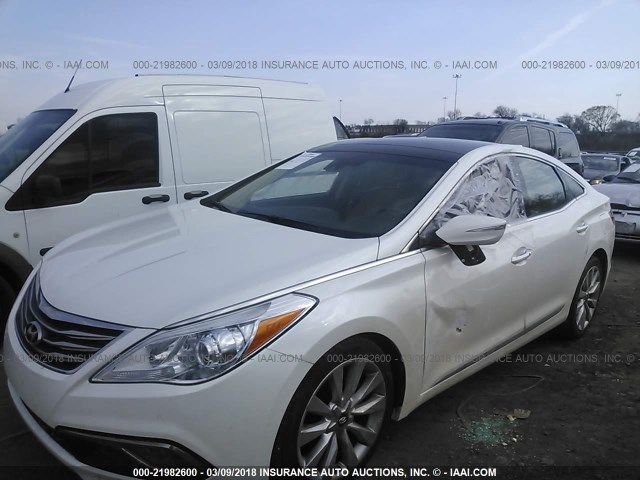 KMHFH4JG2FA446543 - 2015 HYUNDAI AZERA LIMITED WHITE photo 2