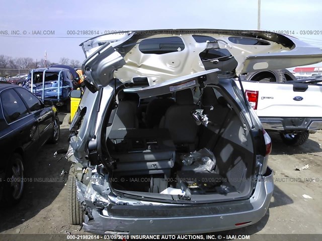 5TDYK3DC7GS745919 - 2016 TOYOTA SIENNA XLE/LIMITED SILVER photo 6