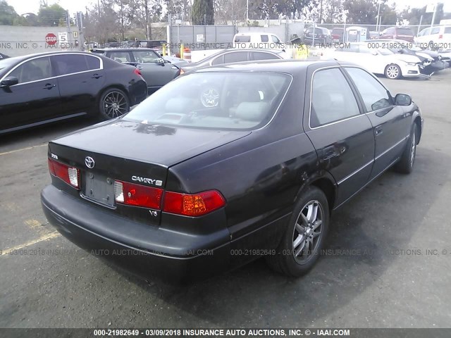 JT2BF28K0Y0255325 - 2000 TOYOTA CAMRY LE/XLE BLACK photo 4