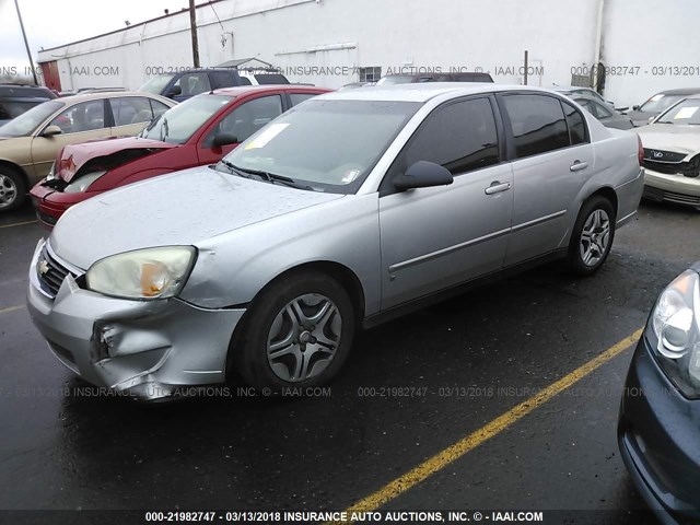1G1ZS58N07F156800 - 2007 CHEVROLET MALIBU LS ვერცხლისფერი ფოტო 2