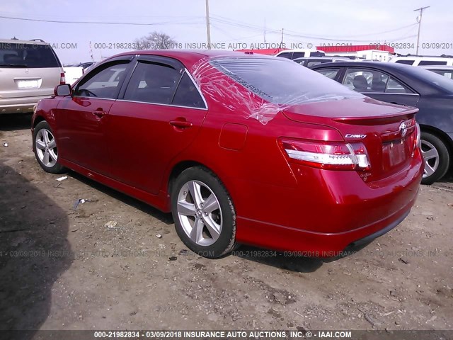 4T1BF3EK5BU650906 - 2011 TOYOTA CAMRY SE/LE/XLE RED photo 3