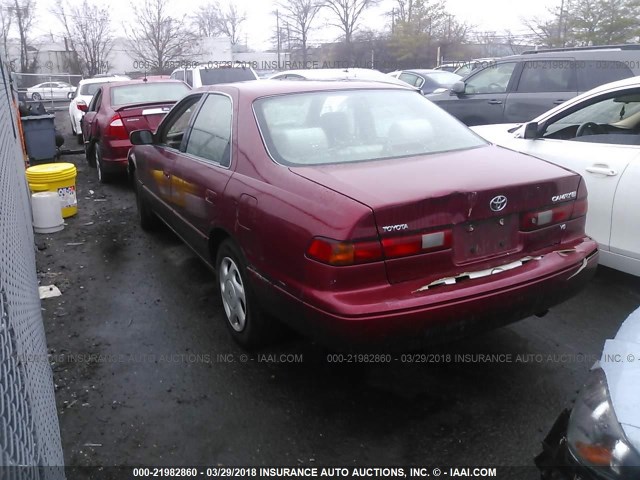 4T1BF22K4WU925072 - 1998 TOYOTA CAMRY CE/LE/XLE BURGUNDY photo 3