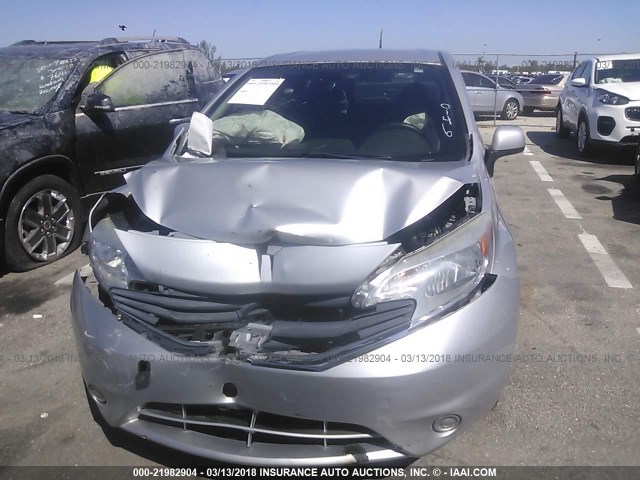 3N1CE2CP7EL380146 - 2014 NISSAN VERSA NOTE S/S PLUS/SV/SL SILVER photo 6