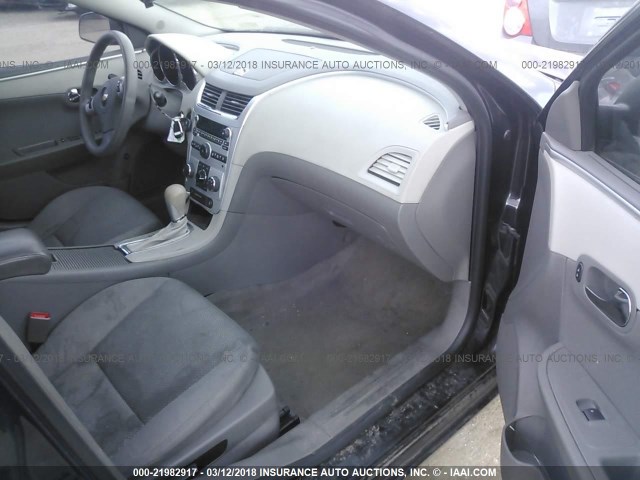 1G1ZB5E01CF178274 - 2012 CHEVROLET MALIBU LS 黑色 照片 5