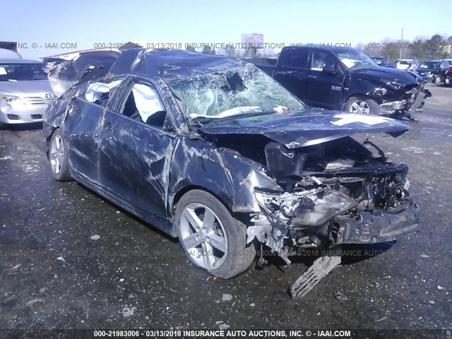 4T1BF1FKXEU402870 - 2014 TOYOTA CAMRY L/SE/LE/XLE 灰色 照片 1