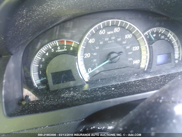 4T1BF1FKXEU402870 - 2014 TOYOTA CAMRY L/SE/LE/XLE 灰色 照片 7