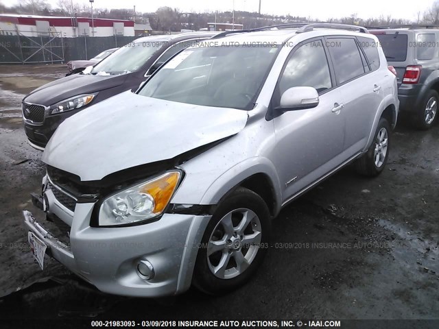 2T3DK4DV8BW049759 - 2011 TOYOTA RAV4 LIMITED SILVER photo 2