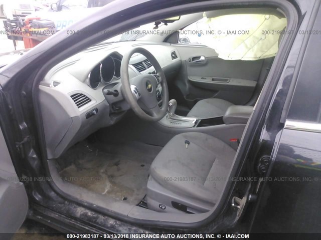 1G1ZB5EB4AF233590 - 2010 CHEVROLET MALIBU LS შავი ფოტო 5