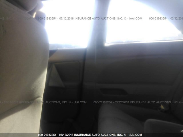 1HGEM22144L007065 - 2004 HONDA CIVIC DX VP WHITE photo 8