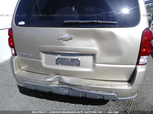 1GNDV23L65D202157 - 2005 CHEVROLET UPLANDER LS Ոսկեգույն լուսանկար 6