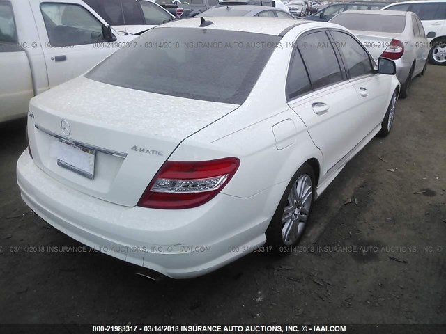 WDDGF81X28F171676 - 2008 MERCEDES-BENZ C 300 4MATIC WHITE photo 4