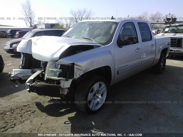 3GCPCTE0XBG173491 - 2011 CHEVROLET SILVERADO C1500 LTZ SILVER photo 2