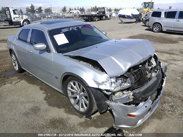 2C3LA73W06H106492 - 2006 CHRYSLER 300C SRT-8 SILVER photo 1