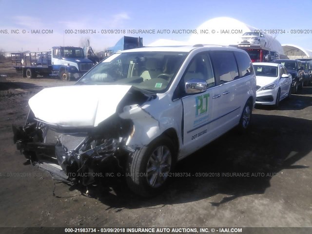 2A4RR7DX4AR330643 - 2010 CHRYSLER TOWN & COUNTRY LIMITED WHITE photo 2