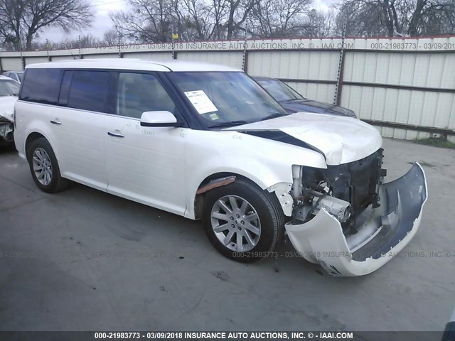 2FMGK5CC8BBD10860 - 2011 FORD FLEX SEL WHITE photo 1